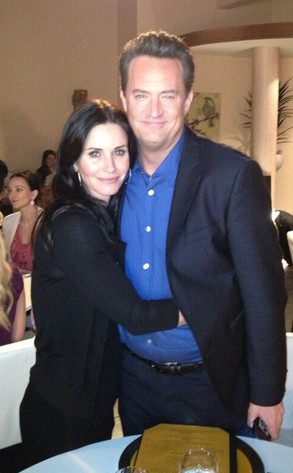 Courteney Cox, Matthew Perry, Twitter Courteney Cox, Matthew Perry, Twitter